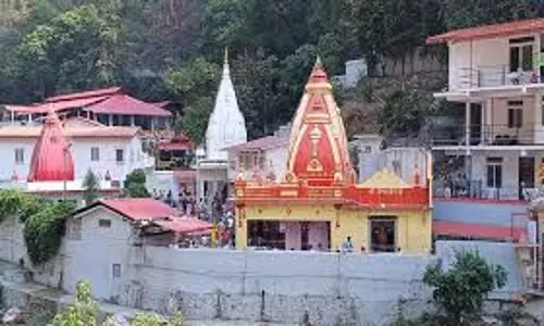 Nainital: हर साल 15 जून को कैंची धाम में लगता है श्रद्धा का मेला, जानें महत्व Nainital: हर साल 15 जून को कैंची धाम में लगता है श्रद्धा का मेला, जानें महत्व