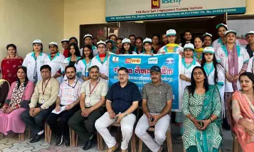 सिलाई में सफलता: 32 महिलाओं ने RSETI में परिधान निर्माण प्रशिक्षण पूरा किया सिलाई में सफलता: 32 महिलाओं ने RSETI में परिधान निर्माण प्रशिक्षण पूरा किया