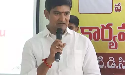 शिक्षा और बेहतर भविष्य के लिए मंत्री लोकेश का मार्ग: Kondapalli Srinivas