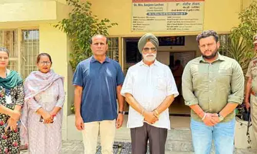 AAP नेता ने सरकारी नशा मुक्ति केंद्र का दौरा किया, युवाओं को मदद लेने के लिए प्रोत्साहित किया AAP नेता ने सरकारी नशा मुक्ति केंद्र का दौरा किया, युवाओं को मदद लेने के लिए प्रोत्साहित किया