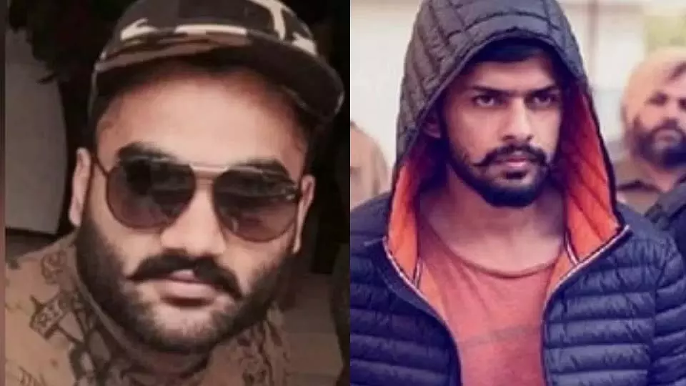 एक-दूसरे के दुश्मन बने लॉरेंस बिश्नोई और गोल्डी बराड़, जानिए गैंग अलग होने की वजह एक-दूसरे के दुश्मन बने लॉरेंस बिश्नोई और गोल्डी बराड़, जानिए गैंग अलग होने की वजह