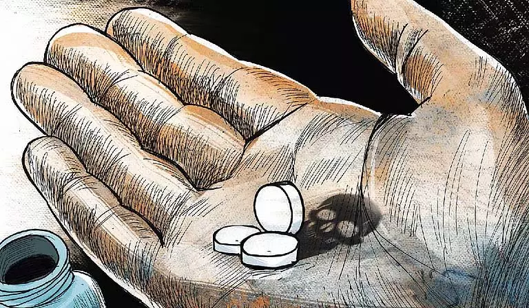 दिल्ली में नकली कैंसर दवाओं के व्यापार पर कार्रवाई शुरू दिल्ली में नकली कैंसर दवाओं के व्यापार पर कार्रवाई शुरू