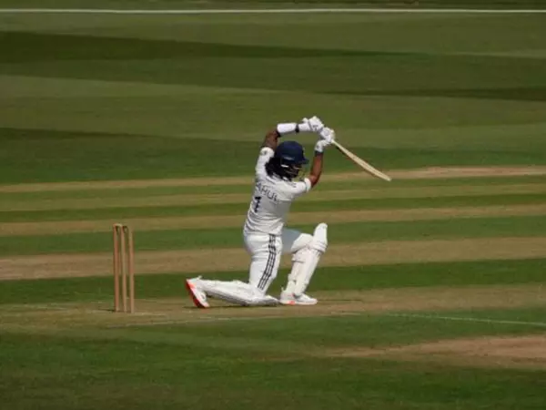 KL Rahul से लेकर जडेजा तक, इंग्लैंड टेस्ट से पहले कई भारतीय सितारों के लिए मील के पत्थर तय हैं KL Rahul से लेकर जडेजा तक, इंग्लैंड टेस्ट से पहले कई भारतीय सितारों के लिए मील के पत्थर तय हैं