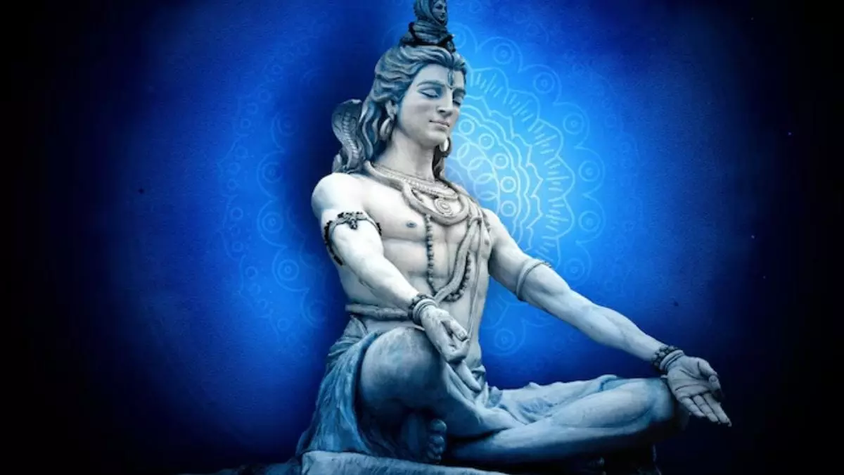 Somvar Vrat में शिव पूजा का महत्व, जानें सही विधि और मंत्र Somvar Vrat में शिव पूजा का महत्व, जानें सही विधि और मंत्र