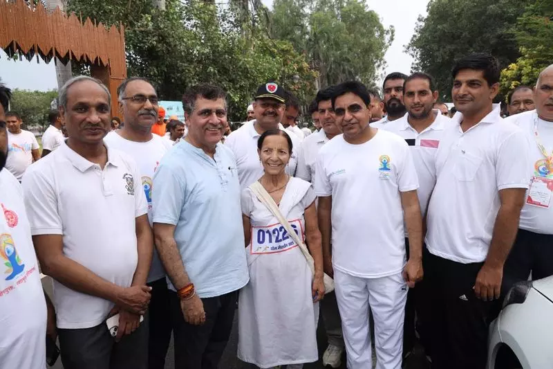 खिलाड़ियों को मिलेगा 20 लाख रुपये का मेडिकल कवर अंबाला डिवीजन के खेल महानिदेशक खिलाड़ियों को मिलेगा 20 लाख रुपये का मेडिकल कवर अंबाला डिवीजन के खेल महानिदेशक