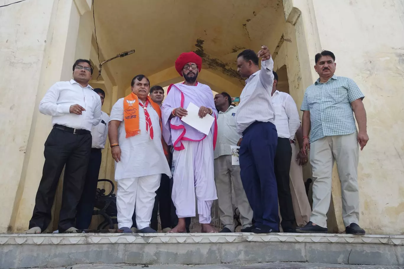 Jaipur: जल संरक्षण को लेकर सक्रिय सरकार, राज्यमंत्री ने किया बावड़ियों का निरीक्षण Jaipur: जल संरक्षण को लेकर सक्रिय सरकार, राज्यमंत्री ने किया बावड़ियों का निरीक्षण
