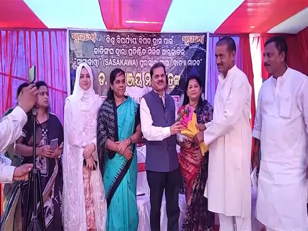 सासाकावा पुरस्कार विजेता डॉ. मृत्युंजय महापात्र का Bhadrak में सम्मान सासाकावा पुरस्कार विजेता डॉ. मृत्युंजय महापात्र का Bhadrak में सम्मान
