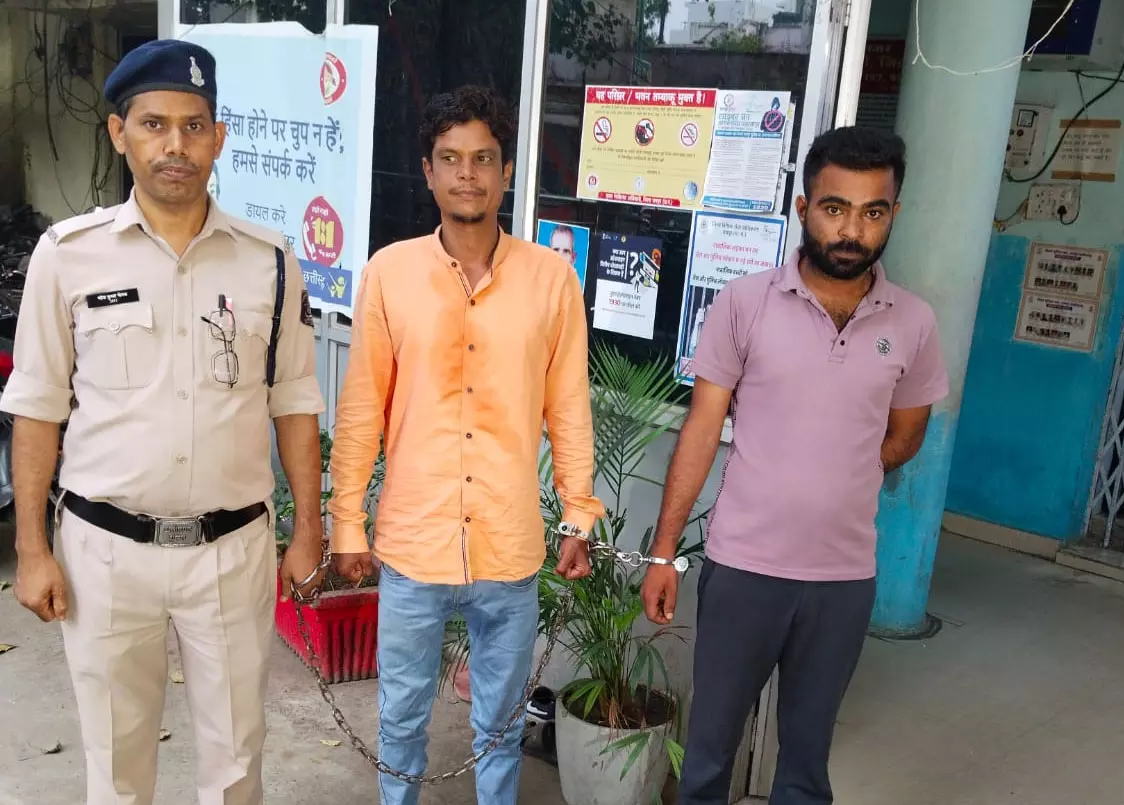 परदेशिया तोमर बंधुओं के वसूलीबाज गिरफ्त में, करोड़ो रूपये के लेन-देन का खुलासा परदेशिया तोमर बंधुओं के वसूलीबाज गिरफ्त में, करोड़ो रूपये के लेन-देन का खुलासा