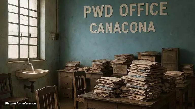 कैनाकोना में PWD कार्यालय में नल खुला रहने से पानी भर गया, फाइलें क्षतिग्रस्त हो गईं कैनाकोना में PWD कार्यालय में नल खुला रहने से पानी भर गया, फाइलें क्षतिग्रस्त हो गईं
