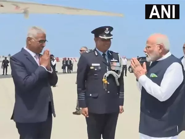 PM मोदी ने साइप्रस यात्रा का सफल चरण पूरा किया, कनाडा के लिए हुए रवाना PM मोदी ने साइप्रस यात्रा का सफल चरण पूरा किया, कनाडा के लिए हुए रवाना
