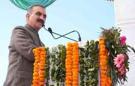 Himachal CM ने ऊना में 25.79 करोड़ रुपये की परियोजनाओं का उद्घाटन और शिलान्यास किया Himachal CM ने ऊना में 25.79 करोड़ रुपये की परियोजनाओं का उद्घाटन और शिलान्यास किया