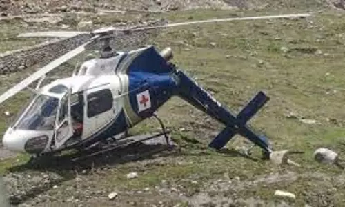 नेताओं ने हेलीकॉप्टर दुर्घटना में हुई मौतों पर दुख व्यक्त किया