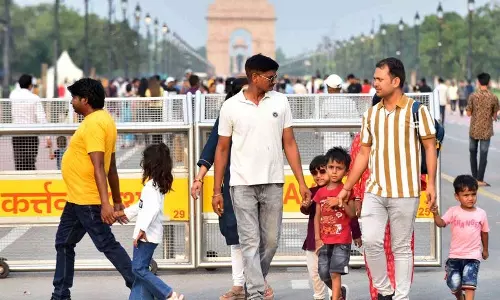 दिल्ली में पितृत्व की भावना का जश्न गर्मजोशी से मनाया गया