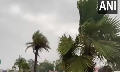 Ayodhya में हल्की बारिश और तेज़ हवाओं ने चिलचिलाती गर्मी से राहत दिलाई
