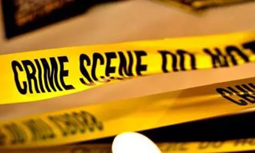 शिक्षक ने किया मर्डर, पत्नी का गला रेता शिक्षक ने किया मर्डर, पत्नी का गला रेता