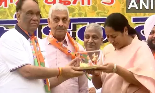 मुख्यमंत्री गुप्ता ने लुधियाना में BJP उम्मीदवार के लिए प्रचार किया मुख्यमंत्री गुप्ता ने लुधियाना में BJP उम्मीदवार के लिए प्रचार किया