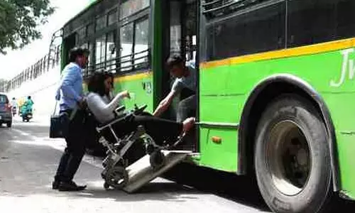 बसों और मेट्रो में व्हीलचेयर के लिए स्थान अनिवार्य: नए मसौदा दिशानिर्देश जारी बसों और मेट्रो में व्हीलचेयर के लिए स्थान अनिवार्य: नए मसौदा दिशानिर्देश जारी