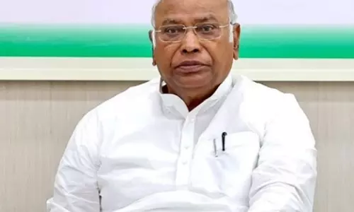 Kharge ने देशबंधु चित्तरंजन दास की 100वीं पुण्यतिथि पर उनकी स्थायी विरासत को याद किया