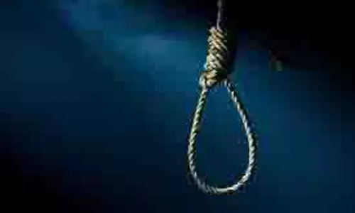 Bihar: कमरे में फंदे से लटकता मिला ऑटो चालक का शव, पुलिस कर रही जांच