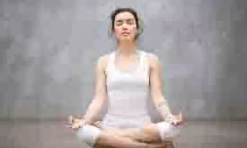 Yoga: आंखों की रोशनी बढ़ाएंगे ये 5 योगासन, हर आसन को सिर्फ 2 मिनट करना है काफी