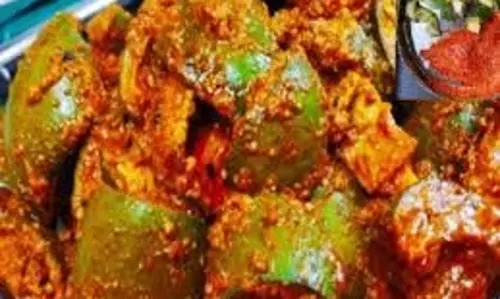 Recipe: दादी-नानी के नुस्खे से घर पर बनाएं आम का अचार, इन बातों का रखें खास ख्याल