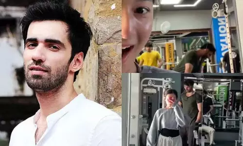 Avinash Tiwary : जिम में सीक्रेट वीडियो बनाने वाले फैन से की बातचीत Avinash Tiwary : जिम में सीक्रेट वीडियो बनाने वाले फैन से की बातचीत