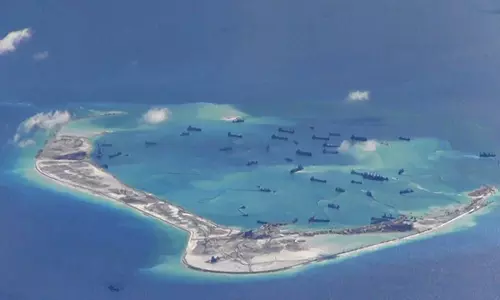 Philippines-Japan संयुक्त अभ्यास के बीच चीनी सेना ने दक्षिण चीन सागर में गश्त की Philippines-Japan संयुक्त अभ्यास के बीच चीनी सेना ने दक्षिण चीन सागर में गश्त की