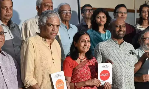 Karnataka: गैर-लाभकारी समूह ने सांसदों और विधायकों का ‘रिपोर्ट कार्ड’ जारी Karnataka: गैर-लाभकारी समूह ने सांसदों और विधायकों का ‘रिपोर्ट कार्ड’ जारी