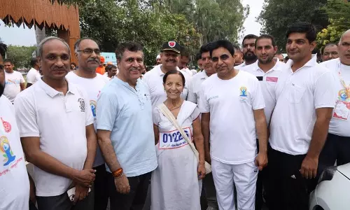 खिलाड़ियों को मिलेगा 20 लाख रुपये का मेडिकल कवर अंबाला डिवीजन के खेल महानिदेशक खिलाड़ियों को मिलेगा 20 लाख रुपये का मेडिकल कवर अंबाला डिवीजन के खेल महानिदेशक