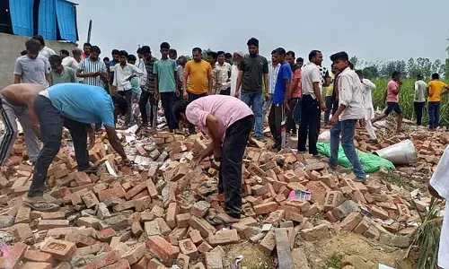 Amroha : पटाखा फैक्टरी में भीषण धमाका, चार से ज्यादा की मौत