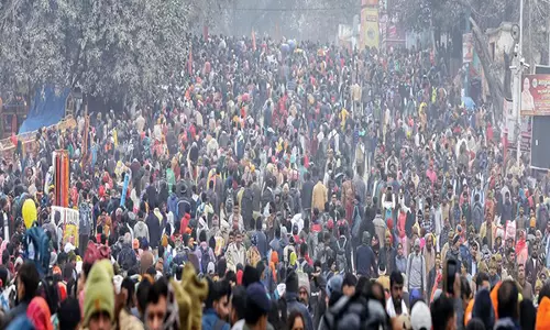केंद्र सरकार ने जनसंख्या और जाति जनगणना को अधिसूचित किया, जो 1 March 2027 से शुरू होगी केंद्र सरकार ने जनसंख्या और जाति जनगणना को अधिसूचित किया, जो 1 March 2027 से शुरू होगी