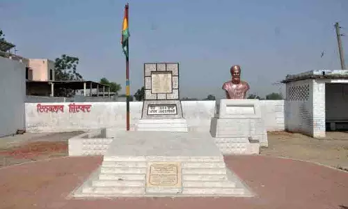 US में पंजाबी प्रवासी ग़दर आंदोलन और इसके संस्थापक सोहन सिंह भकना पर वृत्तचित्र बनाएंगे