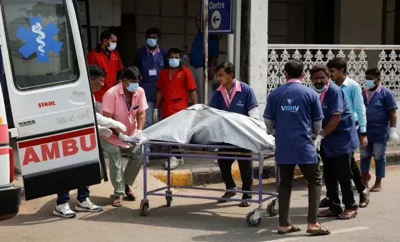 Ahmedabad विमान दुर्घटना: 87 पीड़ितों की पहचान हुई, 47 शव परिवारों को सौंपे गए