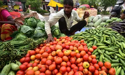 मई में थोक मुद्रास्फीति घटकर 0.39% पर आ गई मई में थोक मुद्रास्फीति घटकर 0.39% पर आ गई