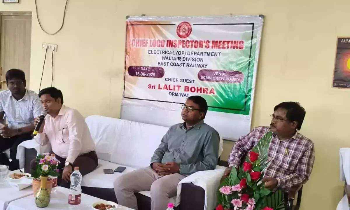 सुरक्षा सर्वोच्च प्राथमिकता बनी रहेगी: डीआरएम सुरक्षा सर्वोच्च प्राथमिकता बनी रहेगी: डीआरएम