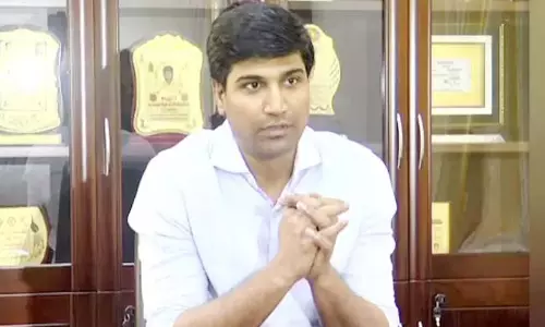 चिलकलुरिपेट नगर पालिका में अनियमितताओं की जांच कराएं: लवु श्रीकृष्ण देवरायलु