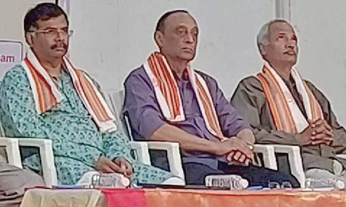 Andhra: समालोचना विचारक बैठक आयोजित