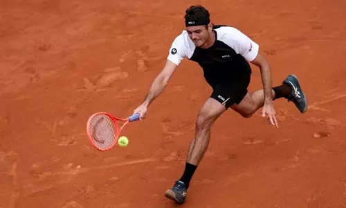 Taylor Fritz : स्टटगार्ट में धमाकेदार जीत, ATP टॉप 4 में फिर से एंट्री Taylor Fritz : स्टटगार्ट में धमाकेदार जीत, ATP टॉप 4 में फिर से एंट्री