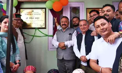 मंत्री ने Kathasu में प्रमुख परियोजनाओं का उद्घाटन किया मंत्री ने Kathasu में प्रमुख परियोजनाओं का उद्घाटन किया
