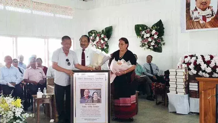 Nagaland : इमचेन ने मनाया 75वां जन्मदिन 25 वर्षों की सार्वजनिक सेवा Nagaland : इमचेन ने मनाया 75वां जन्मदिन 25 वर्षों की सार्वजनिक सेवा