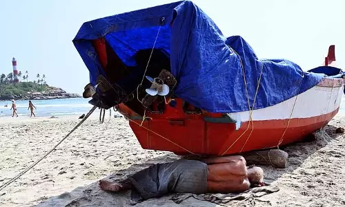 Kerala के मत्स्य पालन क्षेत्र ने चिंता जताई, सरकार से तत्काल कार्रवाई का आग्रह किया Kerala के मत्स्य पालन क्षेत्र ने चिंता जताई, सरकार से तत्काल कार्रवाई का आग्रह किया