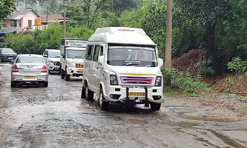ग्रामीण सड़कें: बरसात के मौसम की दुर्दशा