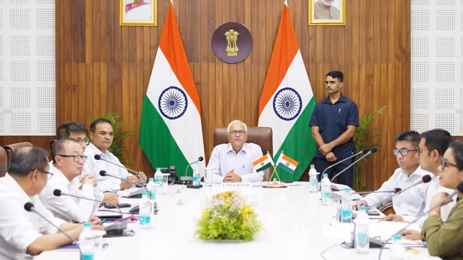 Manipur ने कोविड के फिर से बढ़ने की चिंताओं के बीच उपायों को मजबूत किया Manipur ने कोविड के फिर से बढ़ने की चिंताओं के बीच उपायों को मजबूत किया