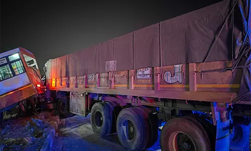 Agra-Lucknow Expressway पर सड़क दुर्घटना में तीन पुलिस रिक्रूट घायल
