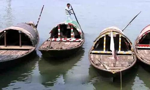 दुखद डूबने के बाद Godavari में बसारा में देशी नौकाओं पर प्रतिबंध
