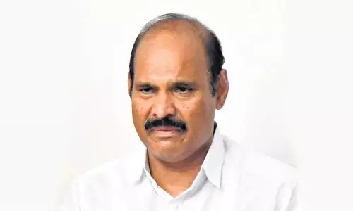 मंत्री कोलुसु ने आरोप लगाया कि वाईएसआरसीपी ने पोडिली में हिंसा भड़काई