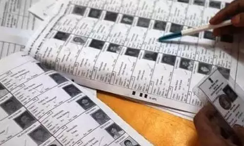 आयोग ने बांग्लादेशी घुसपैठ से निपटने के लिए बीएलओ के साथ मिलकर काम किया