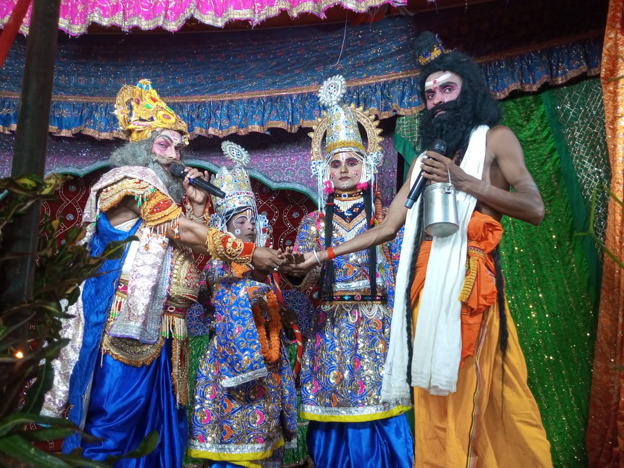 विश्वामित्र ने यज्ञ रक्षा के लिए राम-लक्ष्मण को मांगा, ताड़का वध का भावपूर्ण मंचन