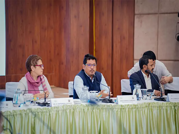 Meghalaya CM ने राज्य की स्वास्थ्य सेवा को बदलने का संकल्प लिया Meghalaya CM ने राज्य की स्वास्थ्य सेवा को बदलने का संकल्प लिया