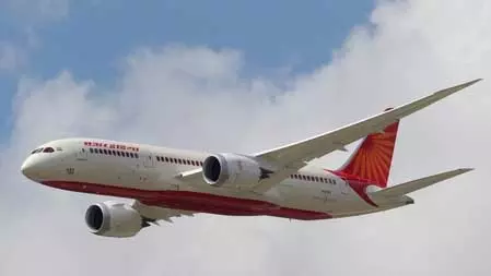 सैन फ्रांसिस्को से मुंबई आ रही एयर इंडिया की फ्लाइट में तकनीकी खराबी, कोलकाता में उतारे गए यात्री सैन फ्रांसिस्को से मुंबई आ रही एयर इंडिया की फ्लाइट में तकनीकी खराबी, कोलकाता में उतारे गए यात्री